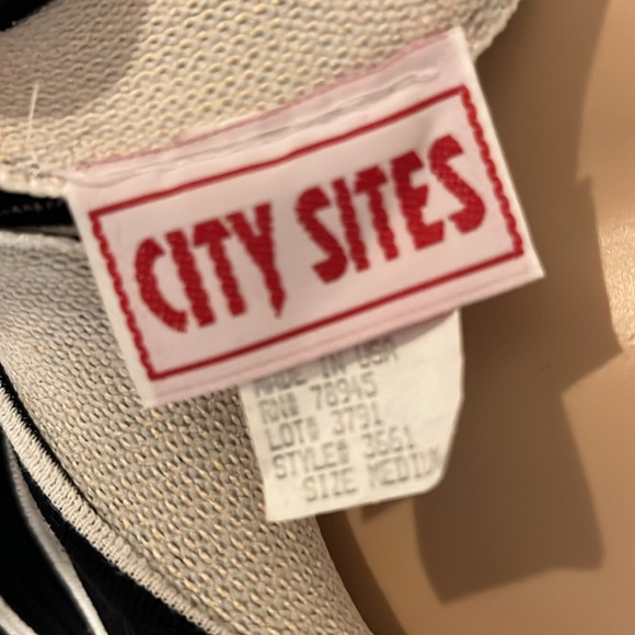 Vintage City Sites Women’s Shorts - Picture 3 of 4